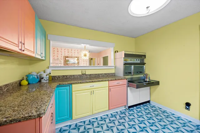 $389,900 | 711 Mauldeth Road, Chattanooga, TN 37415