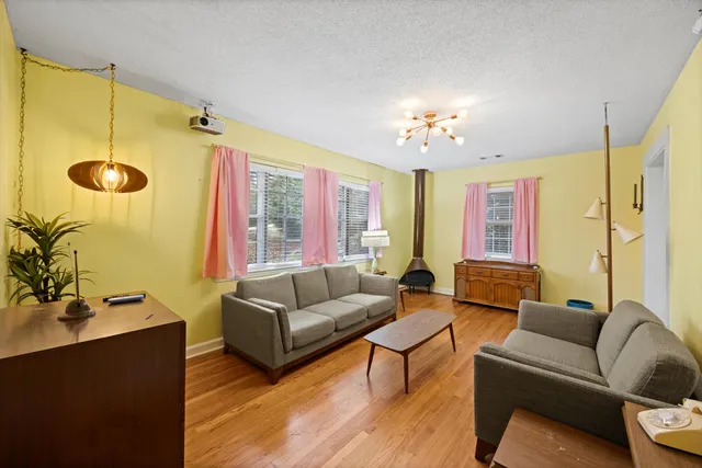 $389,900 | 711 Mauldeth Road, Chattanooga, TN 37415