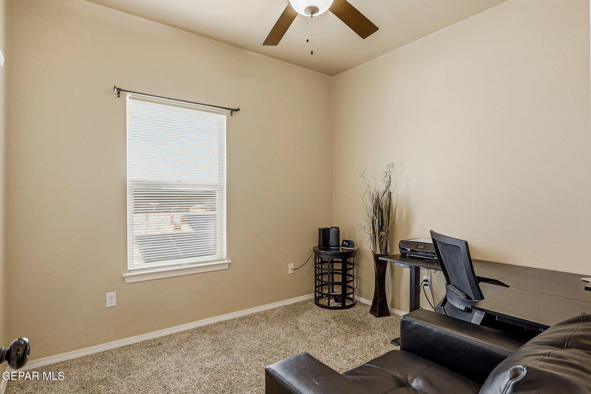 612 Bell Gordon Street Anthony, TX 79821 - Photo 23 of 64 a view of workspace with windows