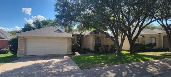 $2,700 | 6929 Auckland Drive, Austin, TX 78749