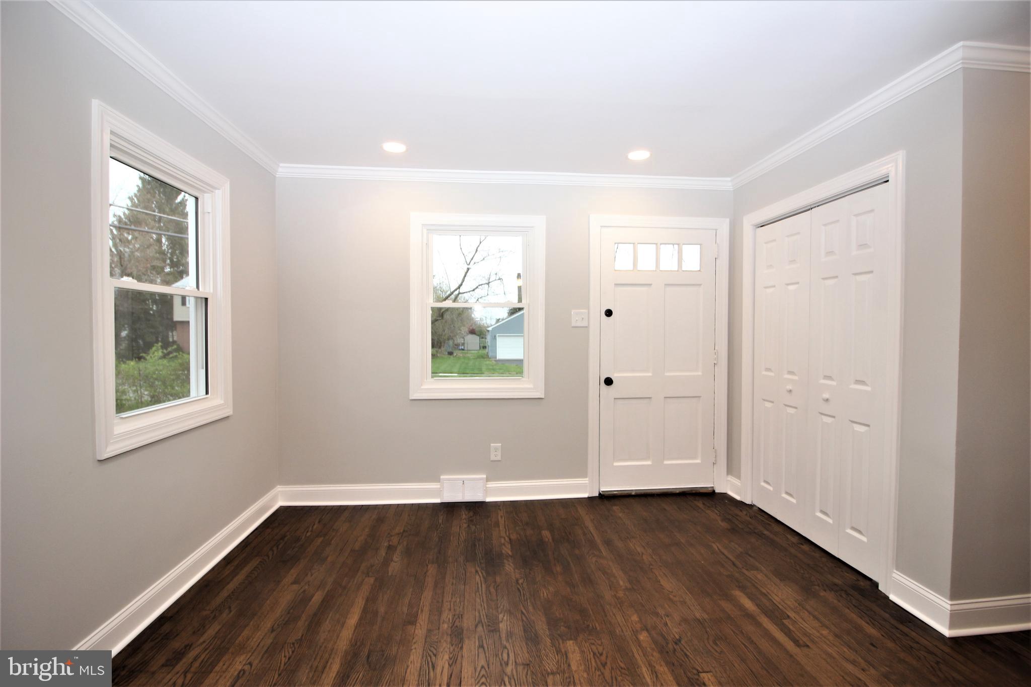 159 Avondale Road Norristown, PA 19403 - Photo 3 of 41 Gallery Image 3