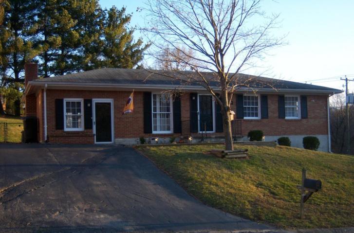 5558 Twilight Road Roanoke, VA 24019 - Photo 1 of 1 a front view of a house with garden