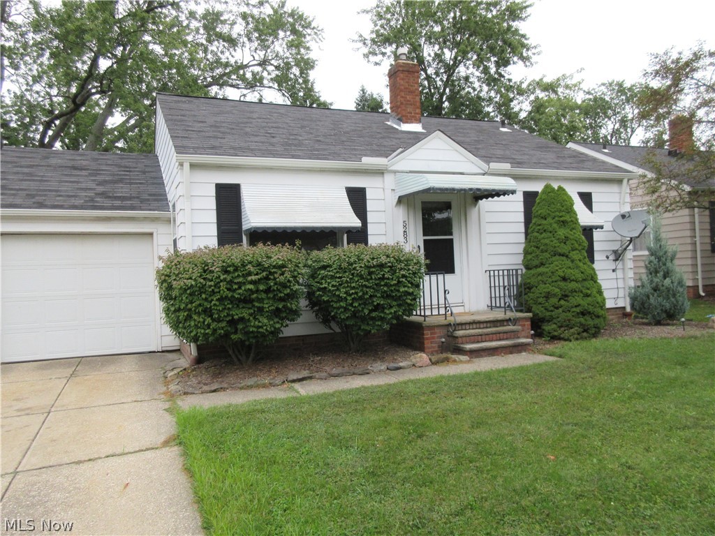 5283 Bridgewater Road Lyndhurst, OH 44124 - Photo 1 of 17 Gallery Image 1