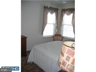 401 Paradise Road Williamstown, NJ 08094 - Photo 10 of 12 Guest Room