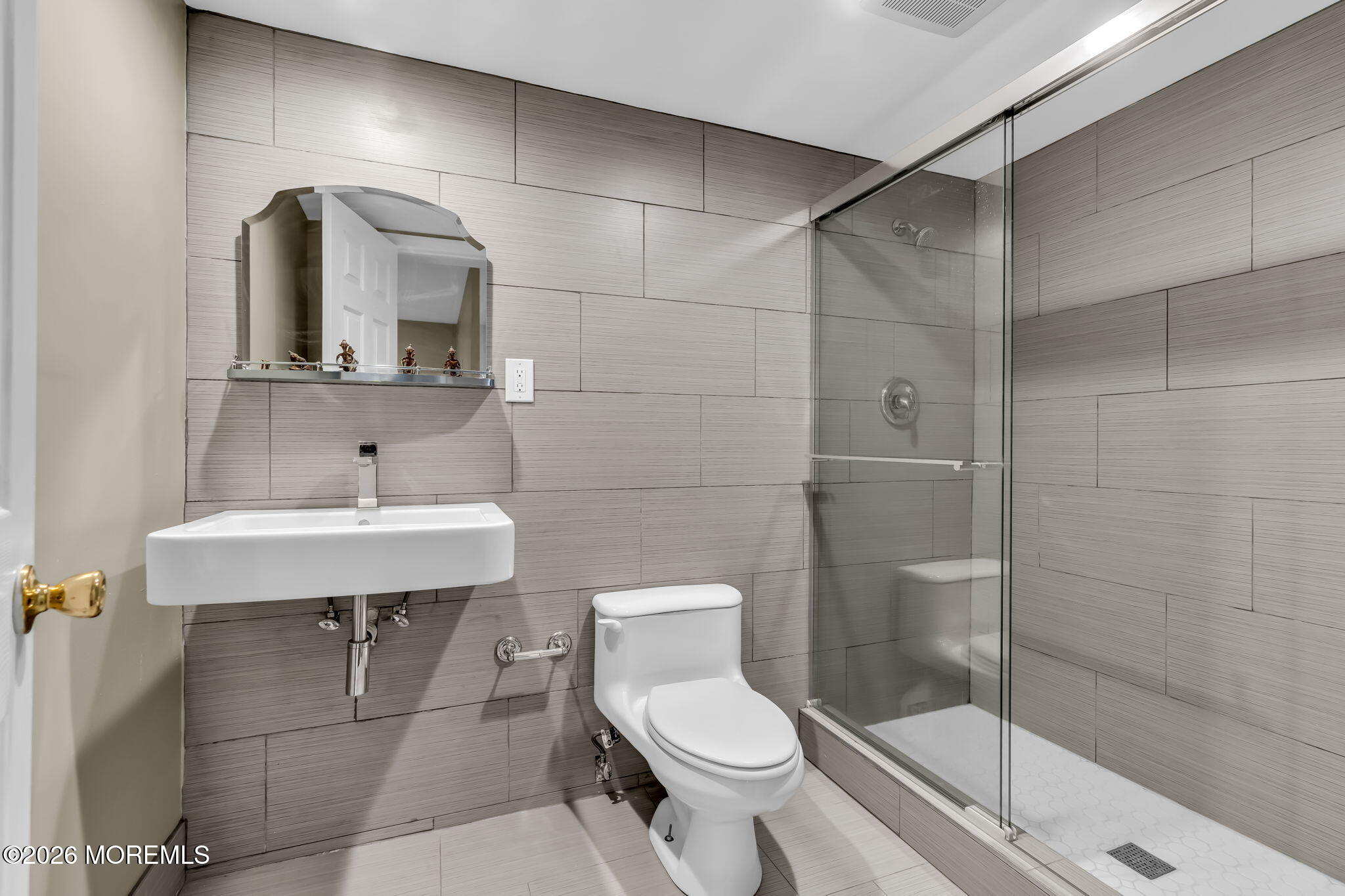 14 Diamond Hill Road Marlboro, NJ 07746 - Photo 32 of 79 ** First Floor FULL Bathroom **