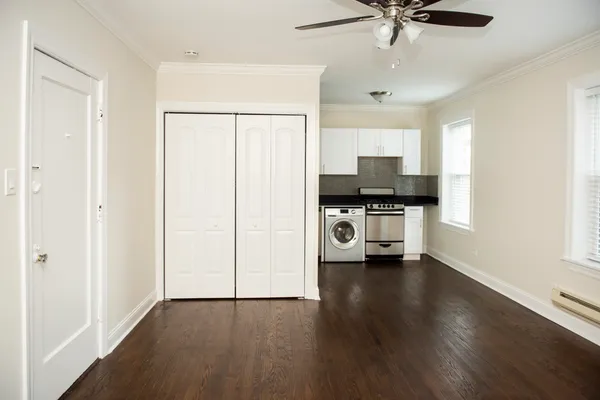 $2,045 | 2129 North Dayton Street, Unit 105, Chicago, IL 60614