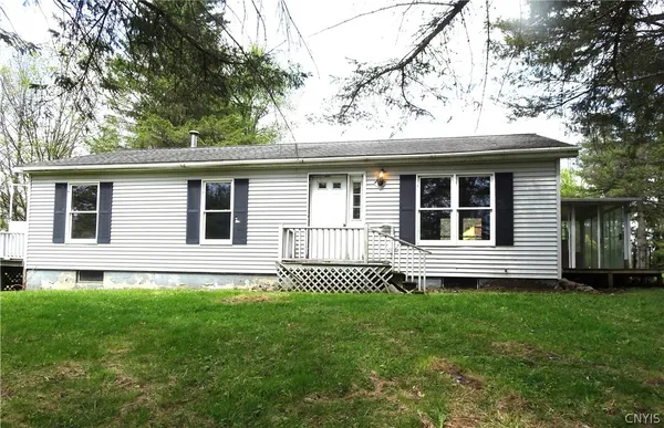 $149,900 | 4954 Creaser Road, Westmoreland, NY 13490