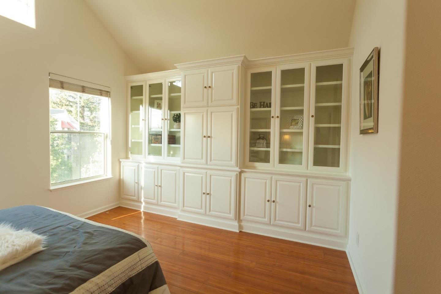 131 Pacchetti Way Mountain View, CA 94040 - Photo 9 of 13 Gallery Image 9