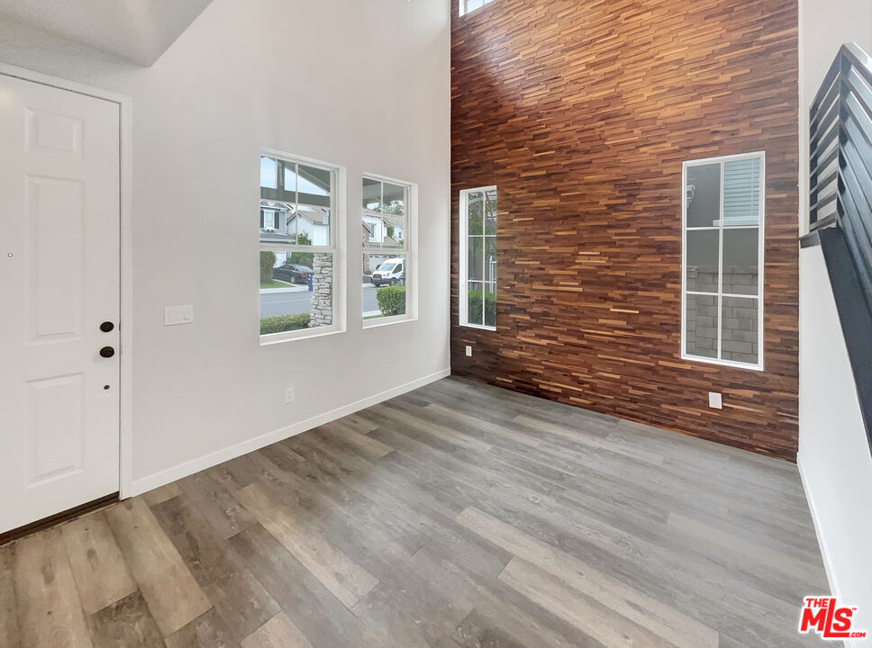 125 Lakeside Drive Buena Park, CA 90621 - Photo 25 of 57 a view of an empty room with a window