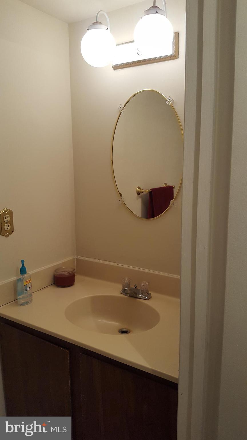 10699 Spring Oak Court Burke, VA 22015 - Photo 12 of 23