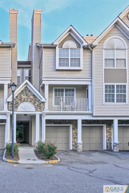 35 Prestwick Way Edison, NJ 08820 - Photo 2 of 25 Gallery Image 2