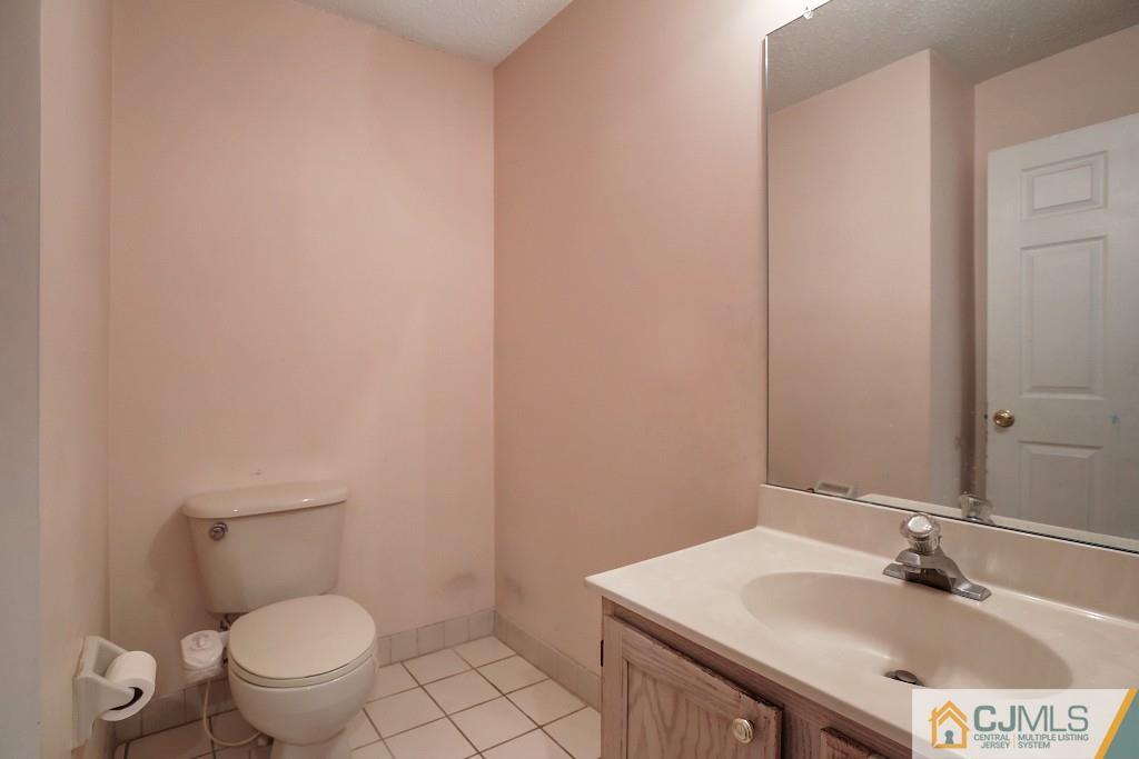 35 Prestwick Way Edison, NJ 08820 - Photo 12 of 25 Gallery Image 12