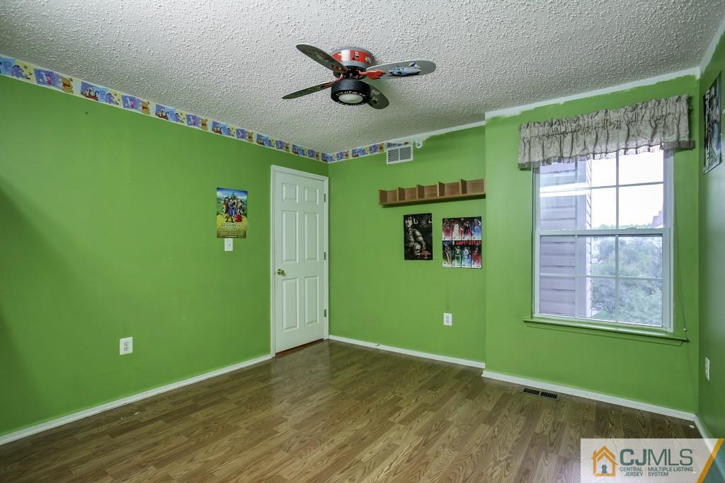 35 Prestwick Way Edison, NJ 08820 - Photo 21 of 25 Gallery Image 21