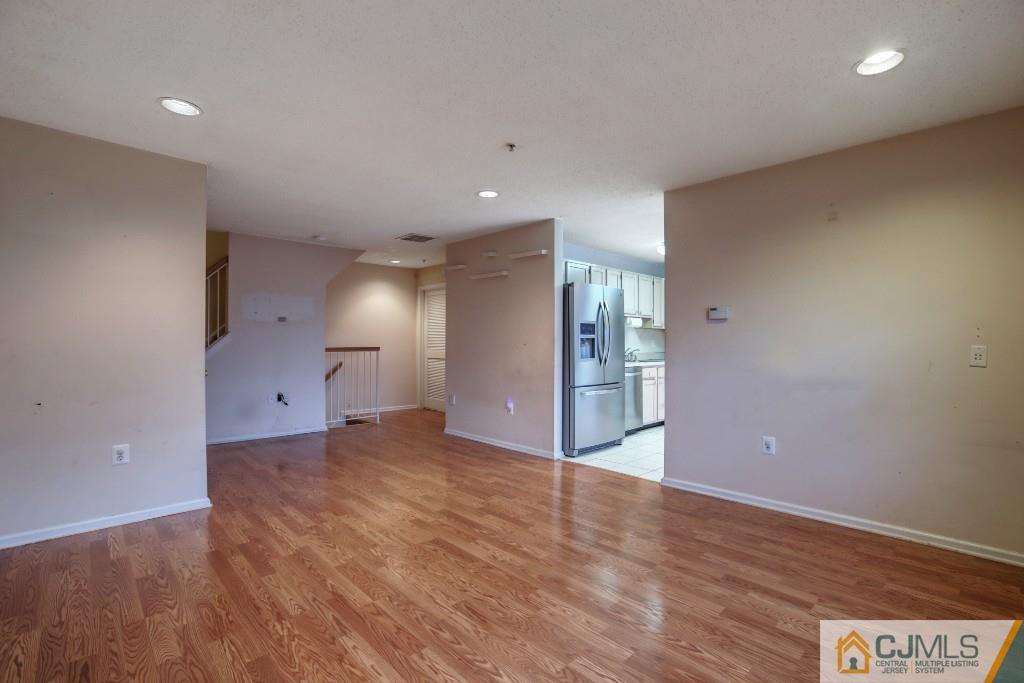 35 Prestwick Way Edison, NJ 08820 - Photo 7 of 25 Gallery Image 7