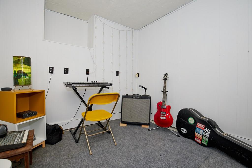 202 Metropolitan Avenue Boston, MA 02131 - Photo 25 of 31 a view of a room with gym equipment