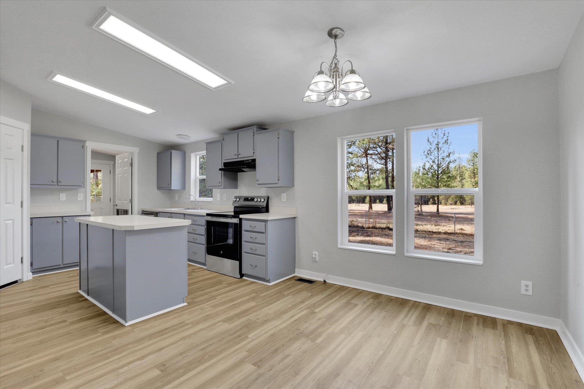 19420 South Malloy Prairie Road Cheney, WA 99004 - Photo 6 of 43