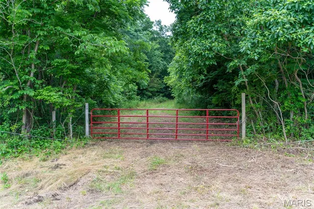 $322,500 | 21202 State Hwy MM, Glenallen, MO 63751