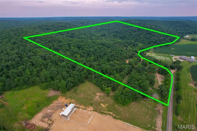 $322,500 | 21202 State Hwy MM, Glenallen, MO 63751