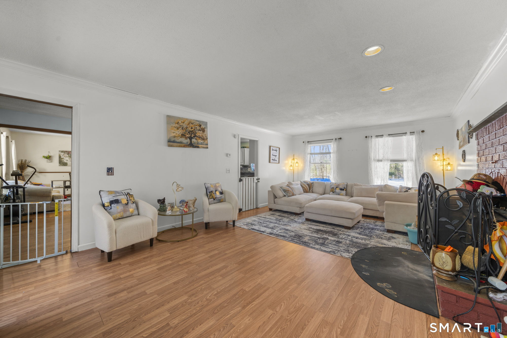 184 Black Hill Road Plainfield, CT 06374 - Photo 11 of 39 a living room with furniture and wooden floor