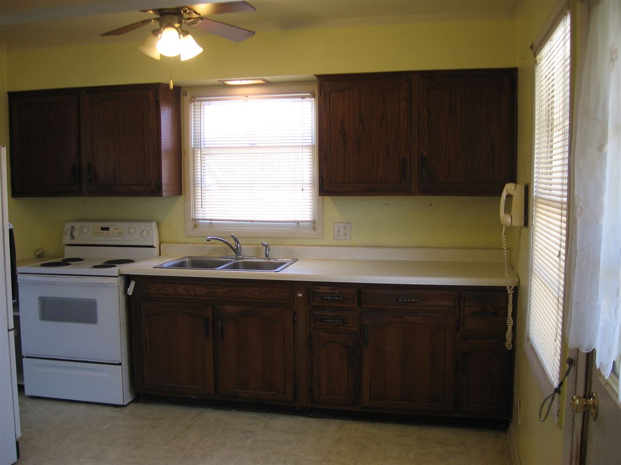 4603 Ridgelane Drive Fort Wayne, IN 46804 - Photo 10 of 23 Gallery Image 10