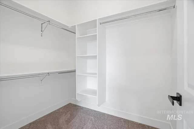 $789,990 | 900 North Falling Water Way, Eagle, ID 83616