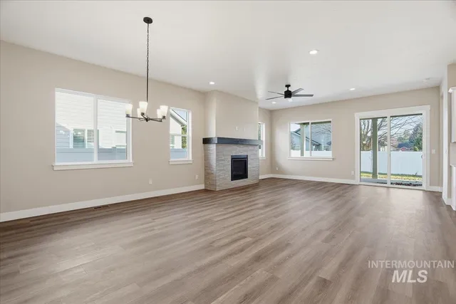 $789,990 | 900 North Falling Water Way, Eagle, ID 83616