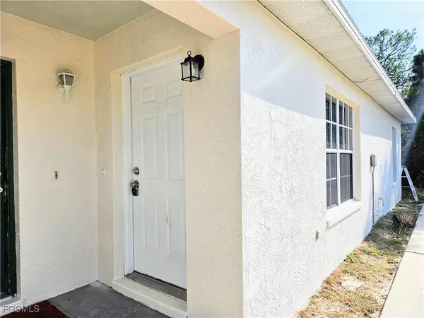 $1,295 | 4916 Leonard Boulevard South, Lehigh Acres, FL 33973