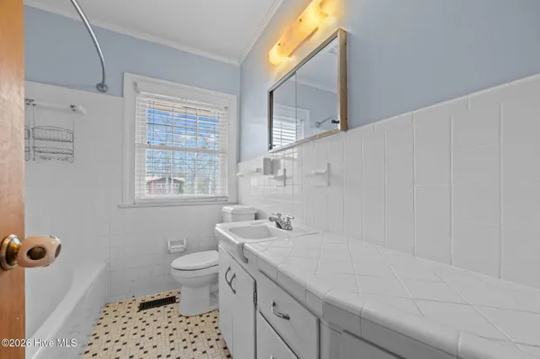 $215,000 | 6218 Brassie Drive, Grifton, NC 28530