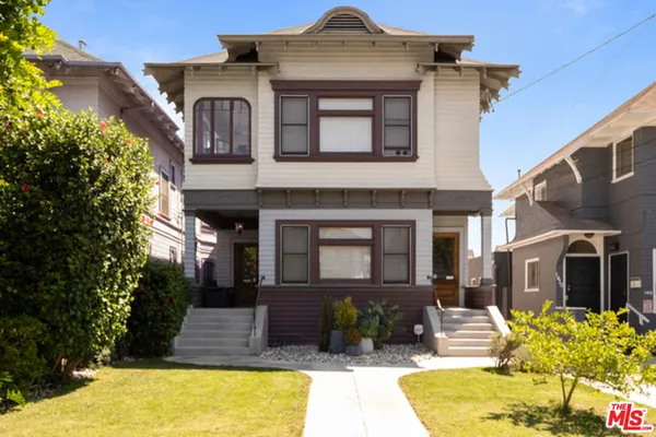 $3,200 | 1408 South Burlington Avenue, Los Angeles, CA 90006