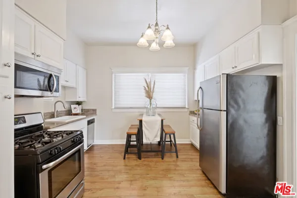 $3,200 | 1408 South Burlington Avenue, Los Angeles, CA 90006