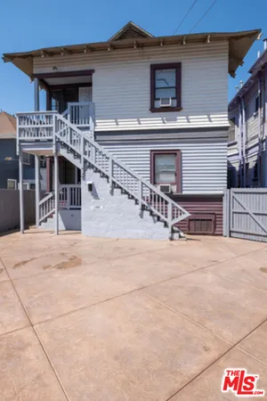 $3,200 | 1408 South Burlington Avenue, Los Angeles, CA 90006