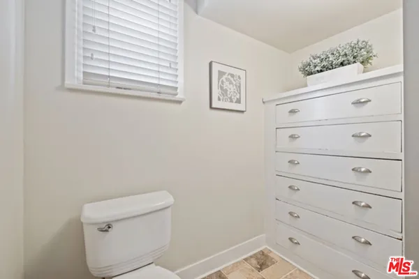 $3,200 | 1408 South Burlington Avenue, Los Angeles, CA 90006