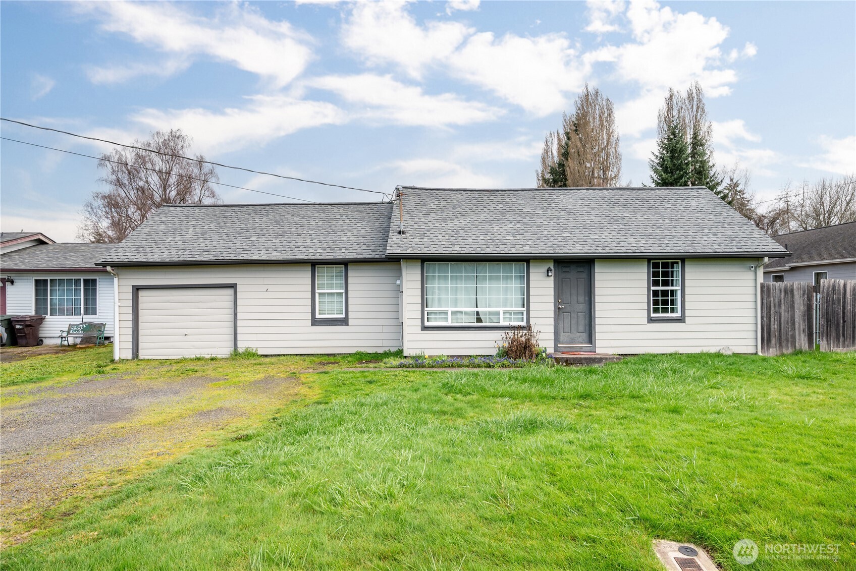 3070 Olympia Way Longview, WA 98632 - Photo 2 of 22
