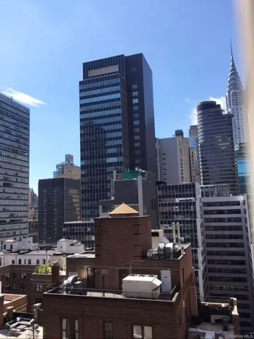 $4,800 | 145 East 48th Street, Unit 22C | Midtown East