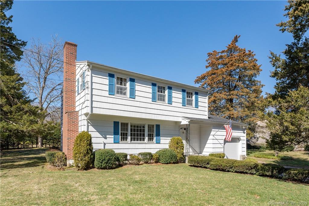92 Chesterfield Road East Lyme, CT 06333 - Photo 1 of 1 Front exterior view