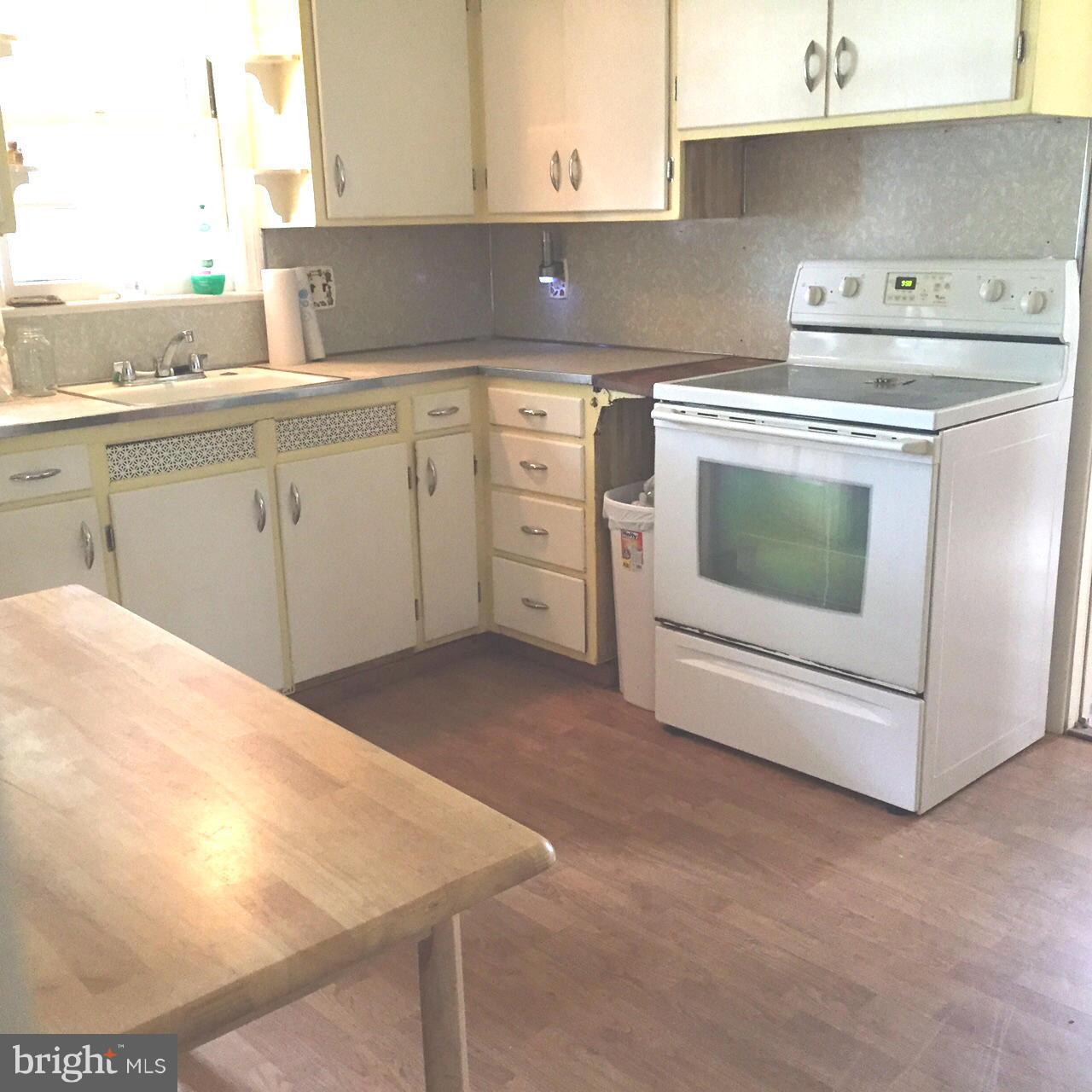 2111 Bethel Road Finksburg, MD 21048 - Photo 6 of 10 Kitchen