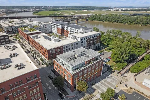 $275,000 | 136 Main Street, Unit 204, Kansas City, MO 64105