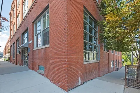 $275,000 | 136 Main Street, Unit 204, Kansas City, MO 64105