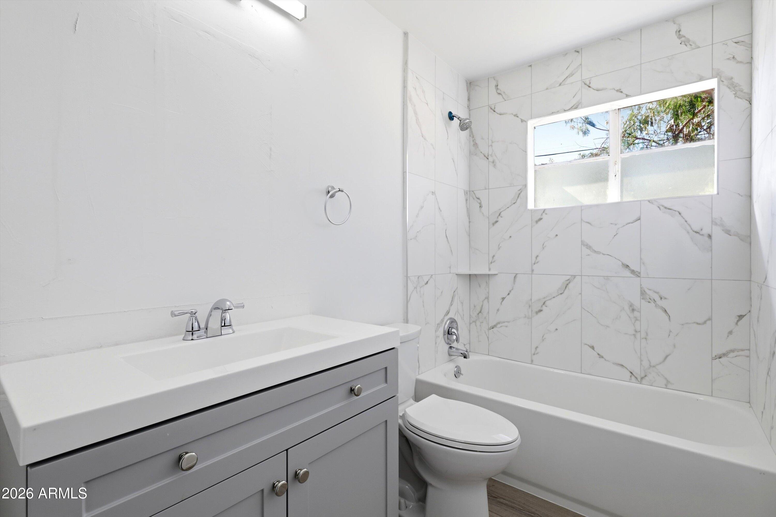 3433 East Coronado Road Phoenix, AZ 85008 - Photo 10 of 16 12-IMG_4458