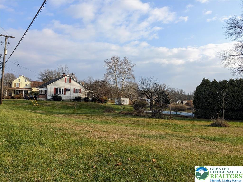 538 Belfast Road Nazareth, PA 18064 - Photo 3 of 25 a view of a house with a big yard