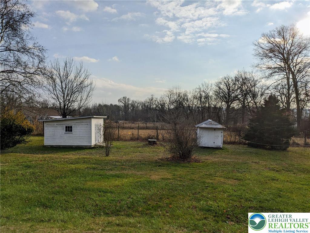 538 Belfast Road Nazareth, PA 18064 - Photo 6 of 25 a view of a house with a yard