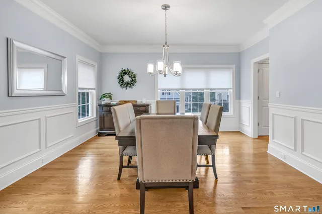 $749,900 | 17 Woods View Lane, Shelton, CT 06484