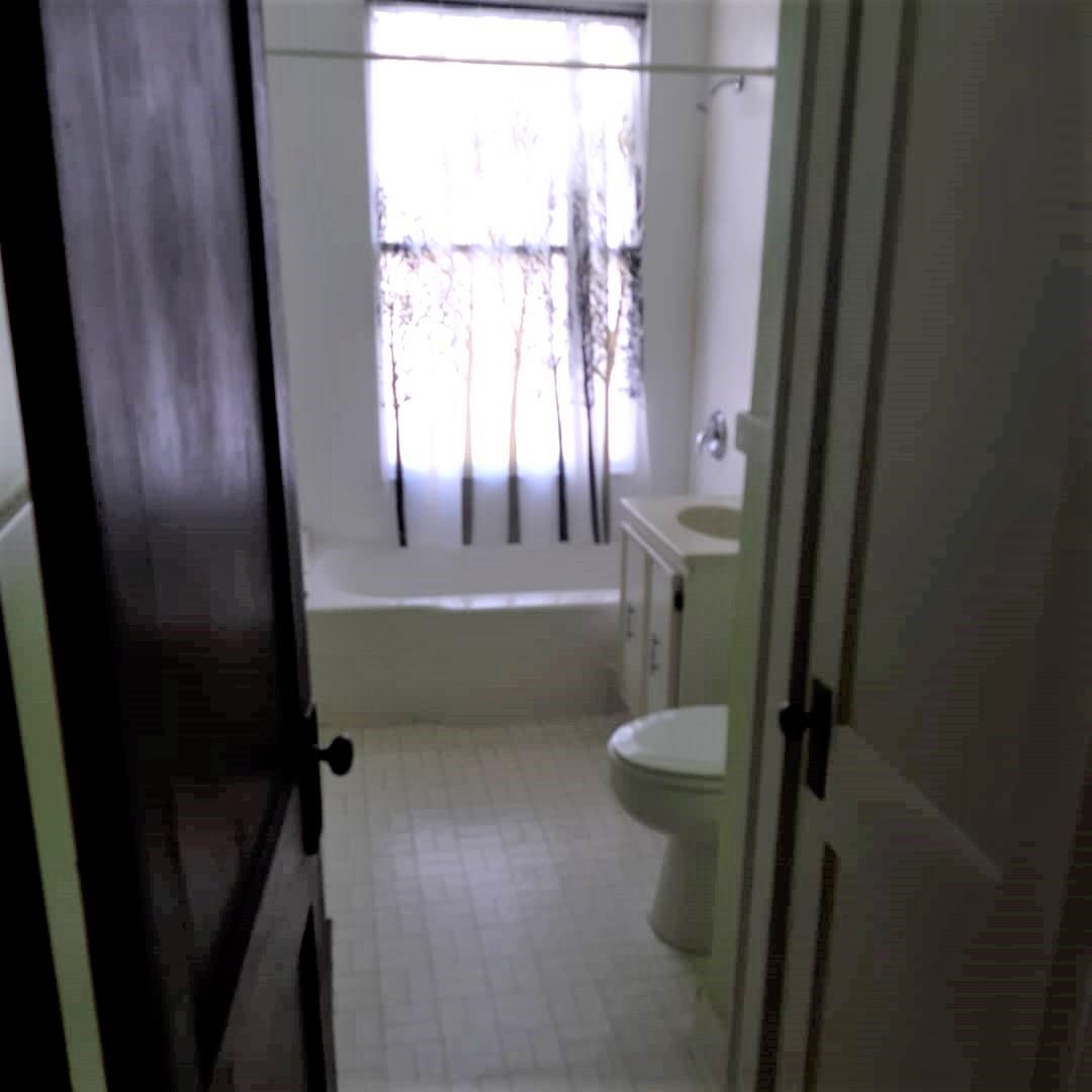 300 South MacArthur Boulevard Springfield, IL 62704 - Photo 11 of 13 Gallery Image 11