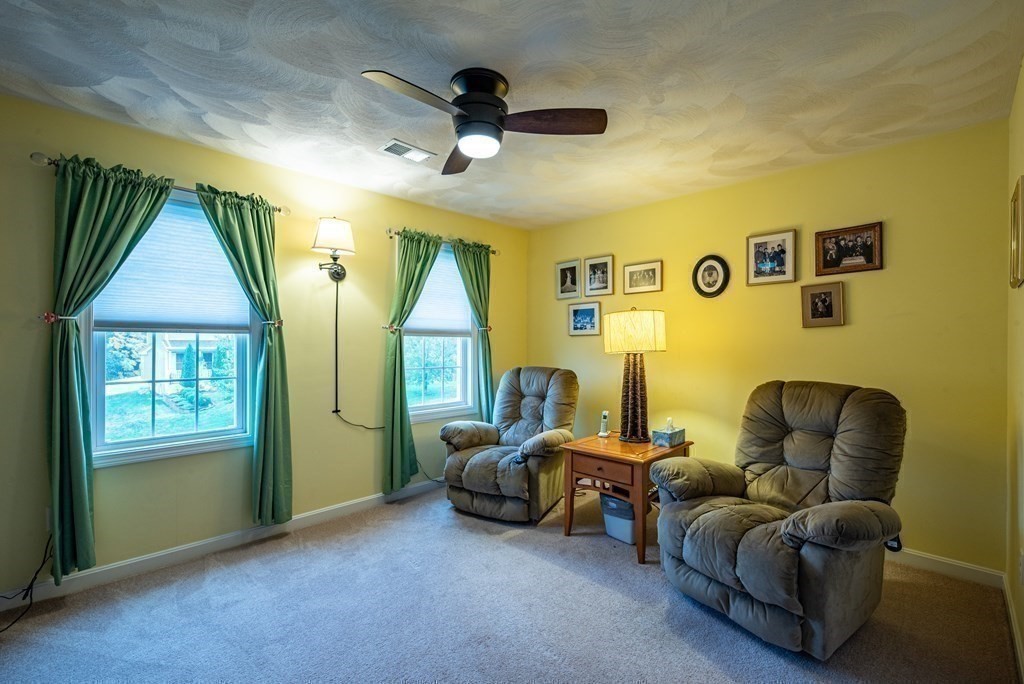 8 West Ledge Road Clinton, MA 01510 - Photo 13 of 17