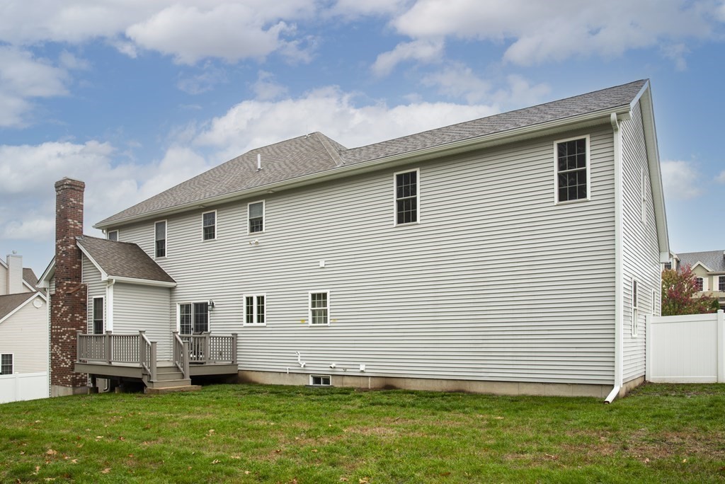 8 West Ledge Road Clinton, MA 01510 - Photo 16 of 17