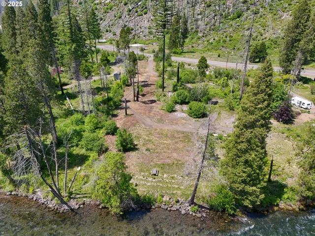 $359,100 | 52984 McKenzie Highway, Blue River, OR 97413