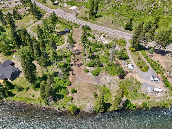 $335,000 | 52984 McKenzie Highway, Blue River, OR 97413