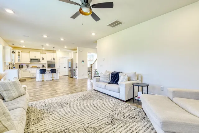 $415,000 | 820 Redmill Lane, Duncan, SC 29334