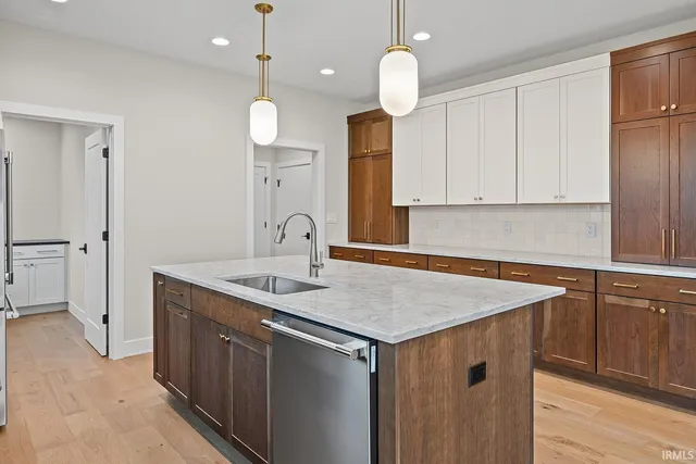 $587,900 | 857 Ravenstone Drive, Lafayette, IN 47909