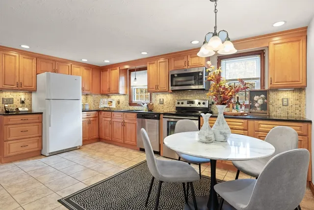 $1,249,000 | 313 South Street, Reading, MA 01867